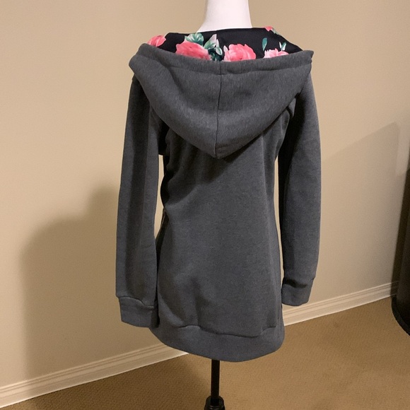 Brand New - Cute Floral Hood Sweat Jacket - Picture 2 of 12